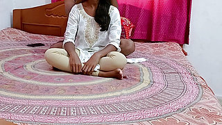 Devar ne akele main apne bhabhi ko choda. Desi Chudai Video