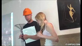 Mom and her nubile teen give the electricity guy a memorable handjob