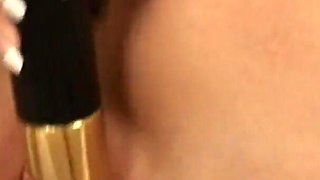 Teen Vanessa fucks herself with sex toys