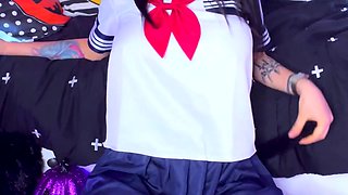 Adorable Japanese teen Izumi Koizumis pussy toyed until