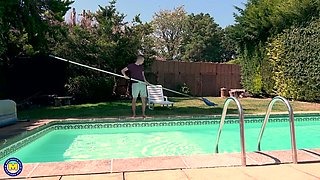 Eva Jayne And Lacey Starr Are Two Big Breasted Cougars That Love To Share The Poolboy - MatureNl