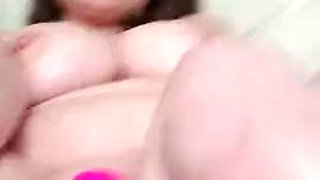 Huge croissant tits 002