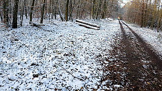 Slapping and pulling her labia in the snow