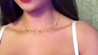 Amateur Webcam Teen Masturbates And Teases