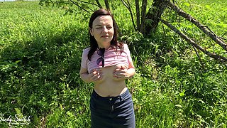 Outdoor Amateur POV Video: MILF with Big Natural Tits Gives Blowjob
