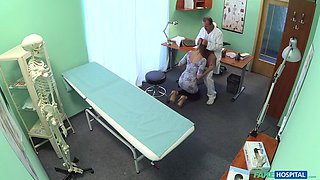Sexy housewife cheats on hubby with her doctor