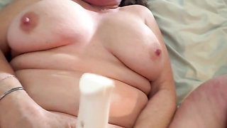 Extreme Nympho Bonemaiden rubs pussy raw with Wand while fucking.