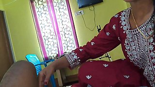 I Fuck First Time My Umarried Girlfriend Hindi Sex Video