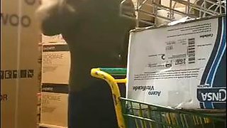 Busty fucks employee of Bodega Aurrera