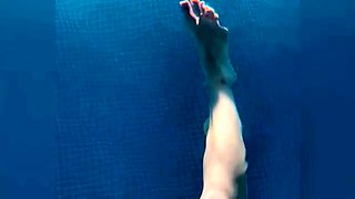 Babyheavanian - Exploring the pool