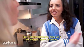 Lesbea blondie estate agent makes schoolgirl an suggest she can't refuse