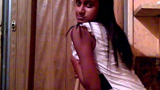 College Teen Fingering Her Desi Pussy - DesiPapa