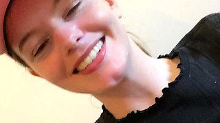 Cumshot amateur MILF suck and jerks dude in the bedroom