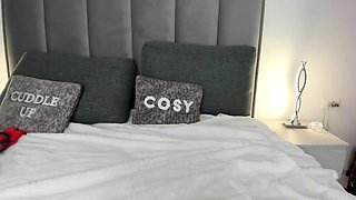 busty ema Big Live Show Fuck Machine