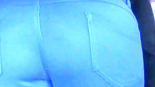 Quick car fuck in parking lot