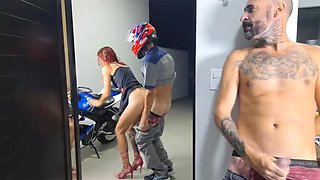 Naughty Redhead Wife Fucks Delivery Boy in 4K - Hot Cheating Cuckold Action!