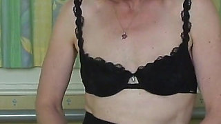 Skinny Mature Housewife Masturbates in Bed with Her Favorite Toy