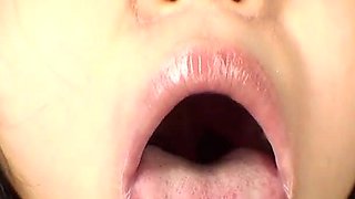 Ena Yuzuriha's Self-portrait of Tongue and Mouth