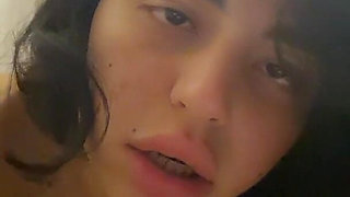 Ahageo Masturbates in the Bathroom