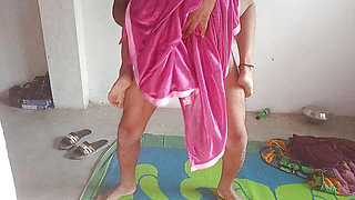 Uncle called the neighbour's wife home and fucked her a lot