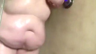 YoungEnglishBbw shower spreading my pussy fan request