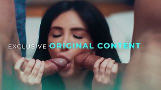 OOPSIE - Sneaky GIRLFRIEND Kira Noir Is Cuckold With The Pizza Delivery Dude Behind Back Of Bland BOYFRIEND!