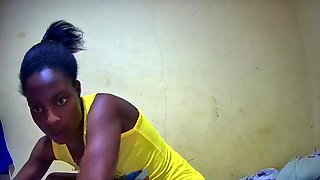 African Chick with a Volleyball Booty: Big Ass, Amateur  Cam Porn
