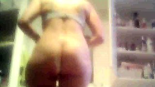 So obsessed by stepmom's hot ass (spying)