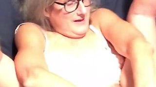 Hot MILF Enjoys Toying Her Wet Pussy Takes a Big Butt Plug in Her Ass