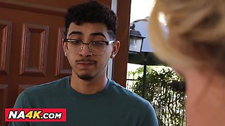 MILF Tiffani Madison replaces dildo with real cock!