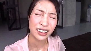 Good-looking Japanese mom Mau Morikawa featuring cocksucking video