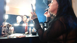 Dangling Long Virginia Slims 120 Cigarette