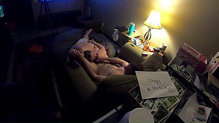 Husband Films Eating My Pussy and I Reward with Blow Job