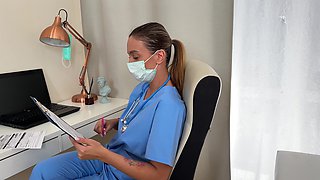 Fast Dream Sex While Visiting Doctor