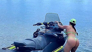 Sucking & Fucking My Jetski Instructor's Dick on the Beach