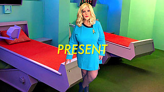 Star Trek's Tos Granny Nurse Chapel: Pon Farr Cocksucking, Dildo Play & Two Position Fuck