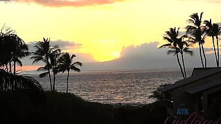 Gorgeous bikini blonde outdoor quickie