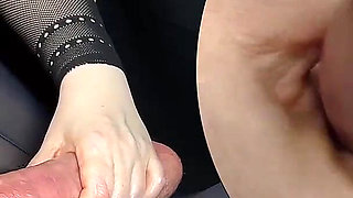 Dilation of the Hole Expanded Glans and Sperm Blockage Through Urethral Insertion of the Finger