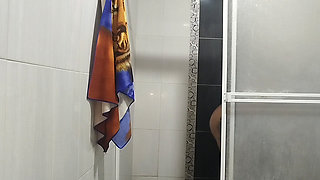 Disgusting Old Man Takes Advantage of His Stepdaughter's Innocence and Ends up Her in the Bathroom While They Are Home Alone