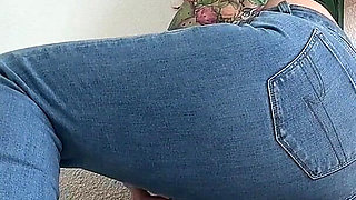 JOI with Futa Cumshot: Jerk off with Redhead Hottie in Jeans