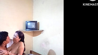 Stepmom Sex In the Room