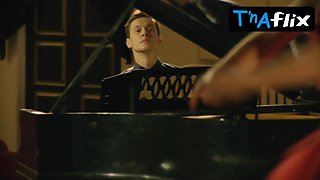 Angelina Strechina Caboose, G-string Episode in Balerina