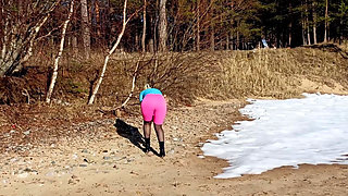 Sexy Outfit for Spring Walk.