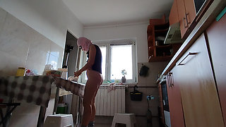 Amateur Couple Cooks Naked in the Kitchen