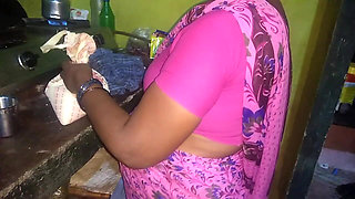 Indian Hot Housewife Romance Hasband in Kitchen