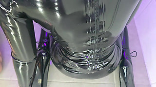 Rubber Doll with Condom Mask and Ballet Boots Gets Fucked, a Cumshot and an Orgasm!