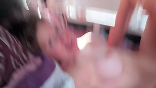 Broad daylight car sex: RAW phone footage