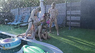 Poolside Orgy - Real Amateur Group Sex with Anal, Pegging, Squirting & Piss