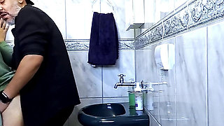 Step-niece Alone in the Bathroom and Rubbing Himself Dryhump Against Her.