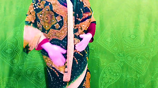 Desi Pakistani married woman wearing saree